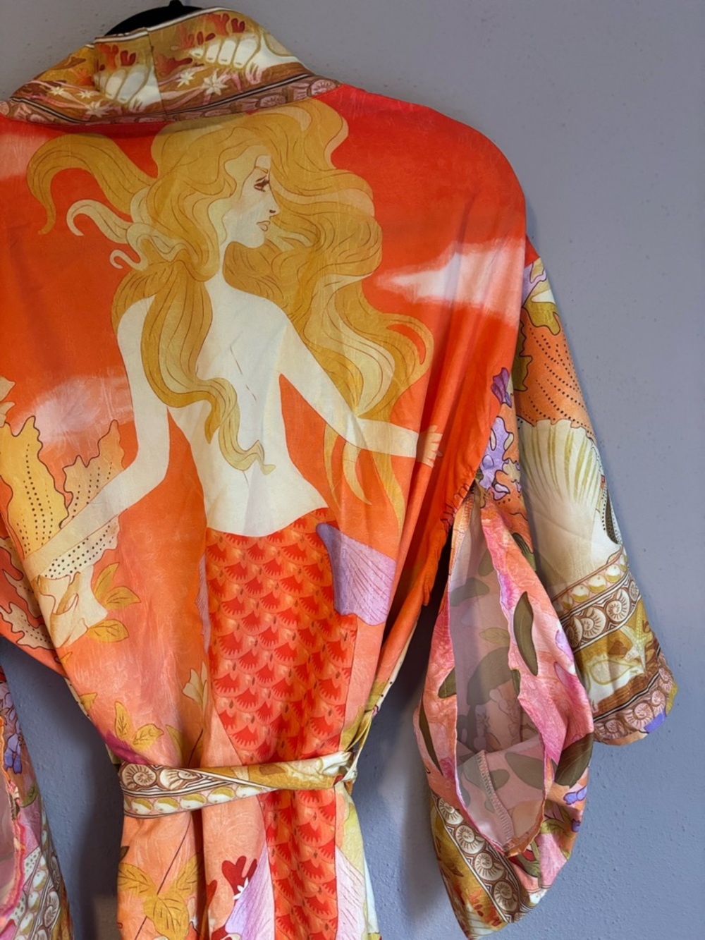Lightweight Mermaid Print Robe - Picture 3 of 7